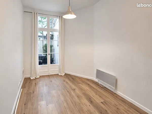 Appartement 3 pièces 71m2 Habitation ou Profession libérale