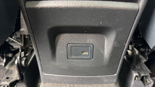 Mercedes Classe GLA 200 163 7G-DCT - Business Line – 2021 – 32000 km – Essence – Boîte Automatique — photo 16