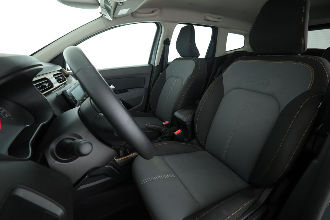 Dacia Duster 1.5 Blue dCi SL Extreme 4x2 — photo 9