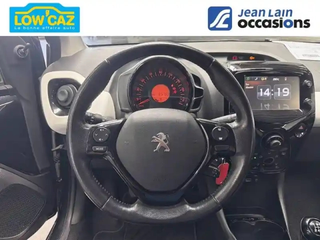 Peugeot 108 1.2 puretech 82ch bvm5 — photo 13