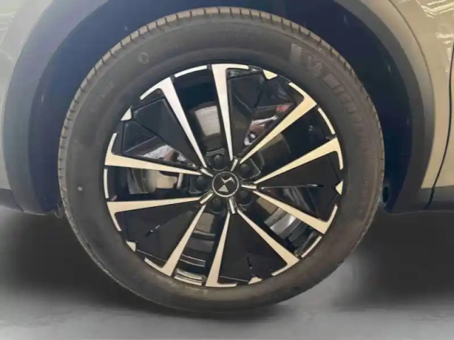 Ds Ds 7 1.6 plug-in hybrid 225ch etoile — photo 10