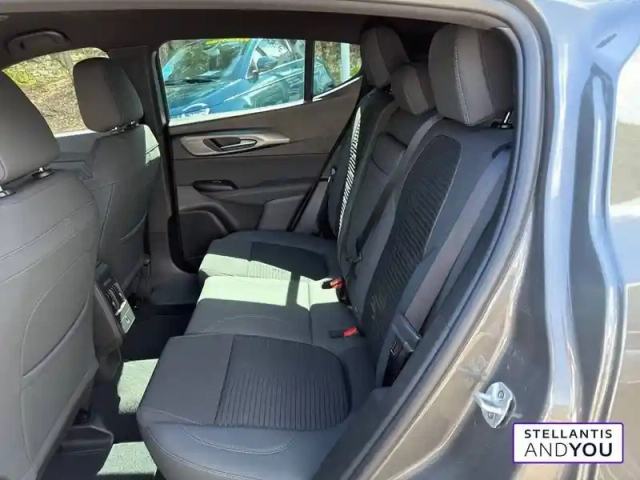 Alfa Romeo Tonale 1.3 hybride rechargeable phev 190ch at6 e-q4 — photo 10