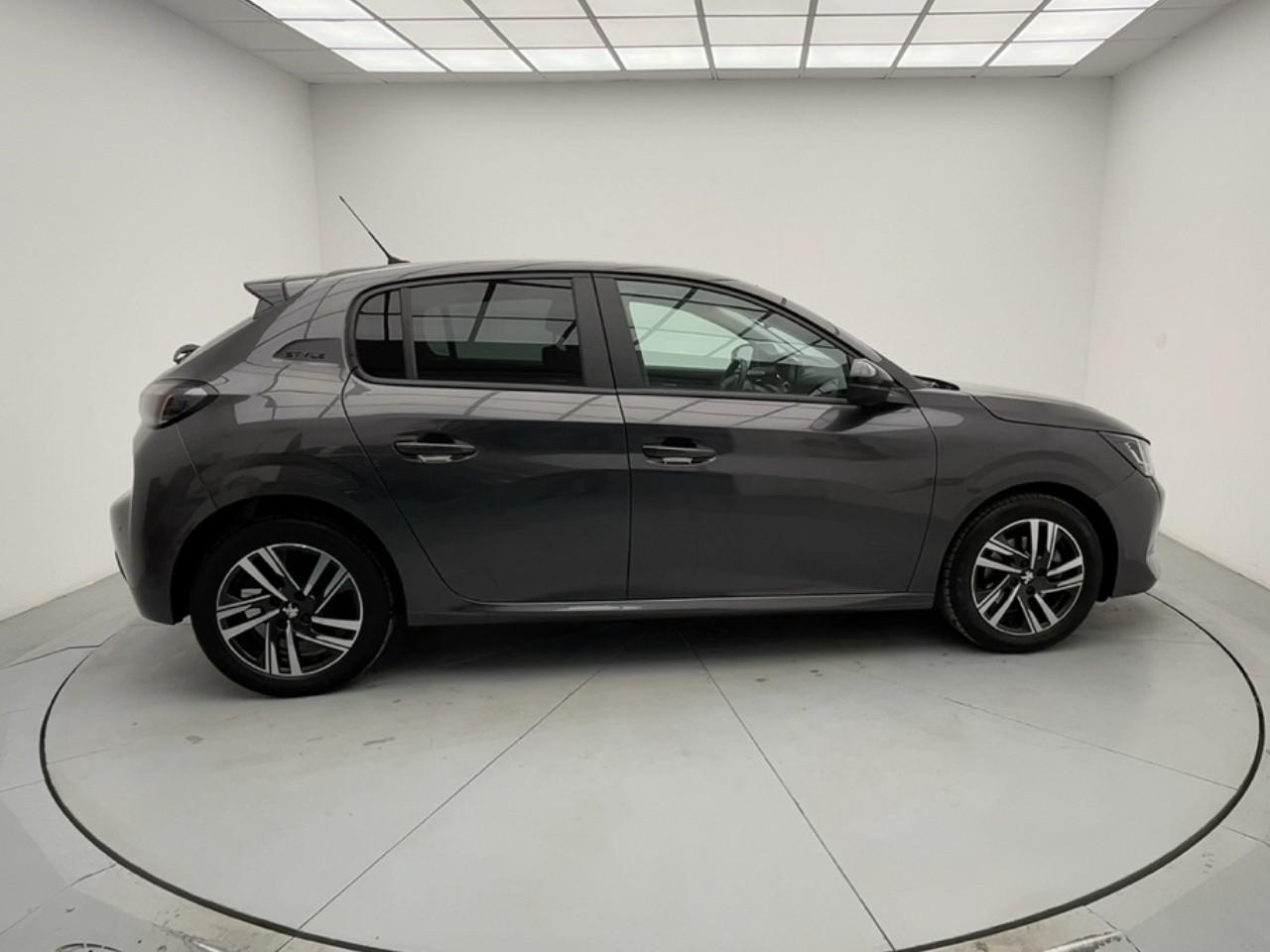Peugeot 208 puretech 100 s&s bvm6 style — photo 6