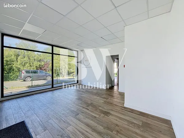 Local commercial 65 m² GUIPAVAS