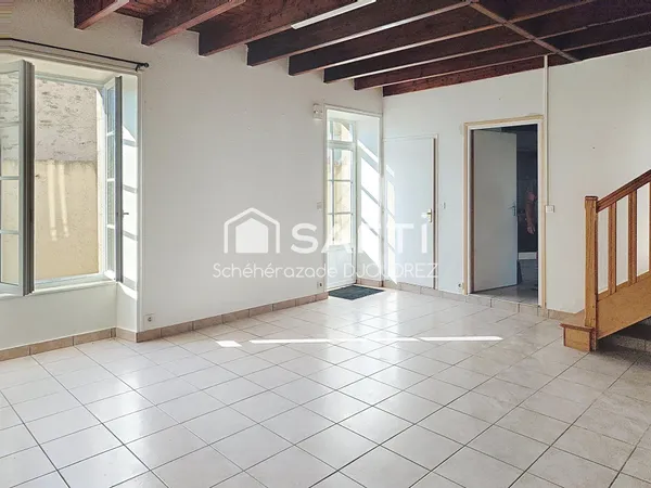 MAISON 106 M² - 5 PIECES - GARAGE - COUR
