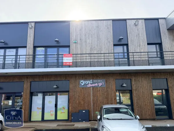 Local commercial 170 m²