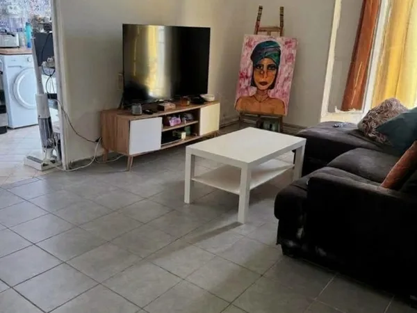 MARSEILLE 14e - T3 LUMINEUX ET CALME - LOCATAIRE EN PLACE - RENTABILITÉ BRUTE 9,76 %