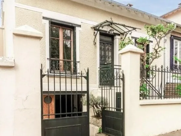 Vends maison de ville - 102 m² - 6 pièces, 4 chambres - Versailles 78000