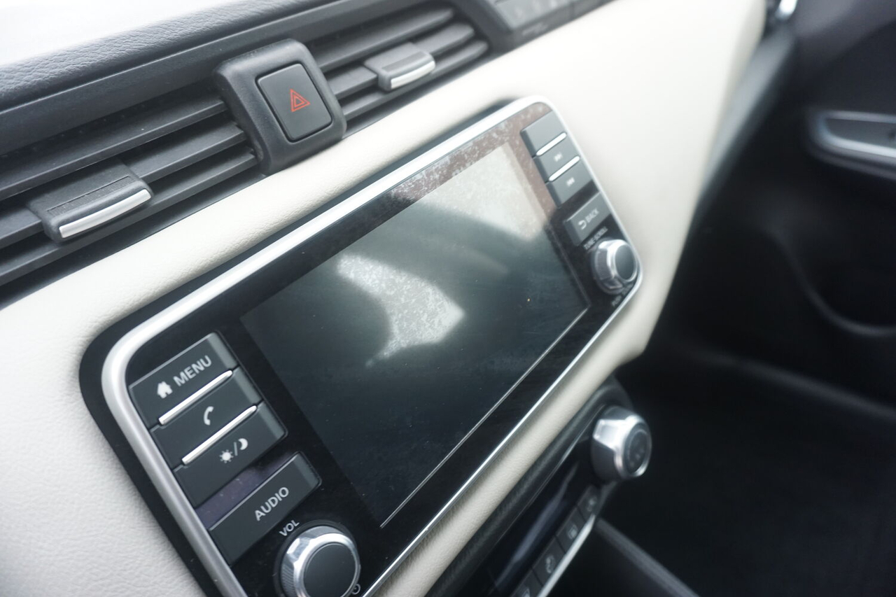 Nissan Micra — photo 16