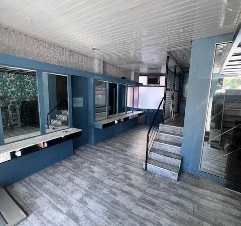 Local commercial 50 m²