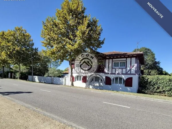 Maison 7 pièces 193 m²