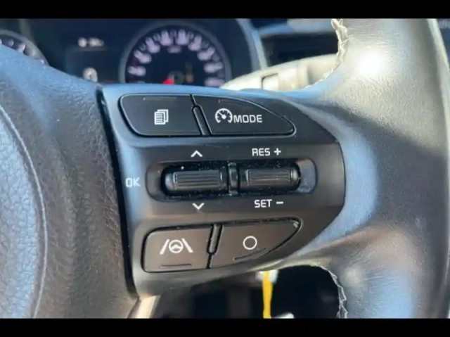 Kia Stonic 1.0 t-gdi 100ch active — photo 14