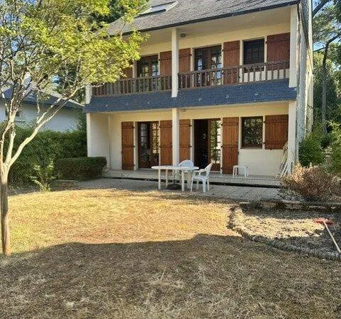 Maison 8 pièces 166 m²