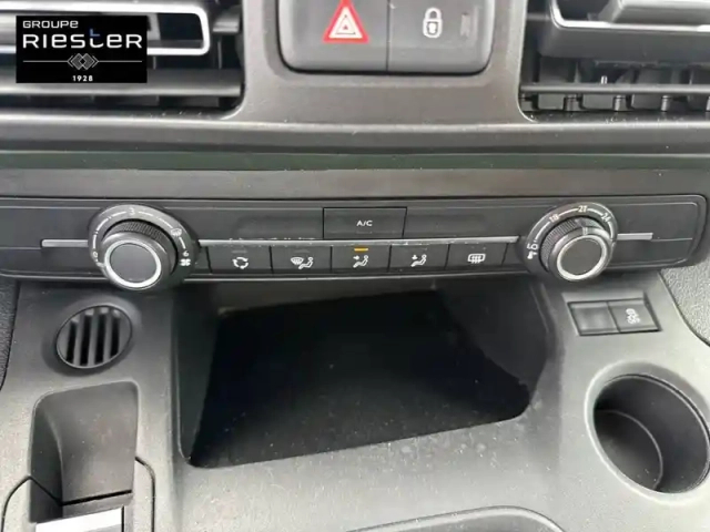 Citroën Berlingo taille m puretech 110 s&amp;s bvm6 — photo 21