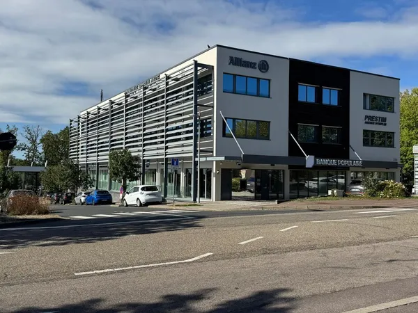 Bureaux 326 m²