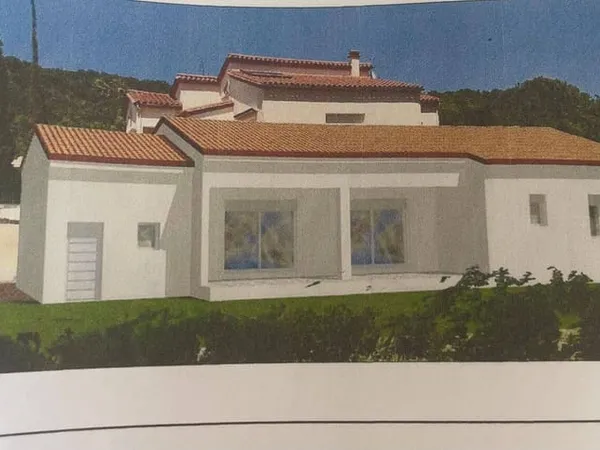 Terrain 750 m²