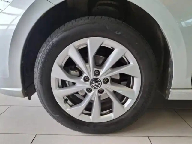Volkswagen Polo 1.0 tsi 95ch style — photo 5