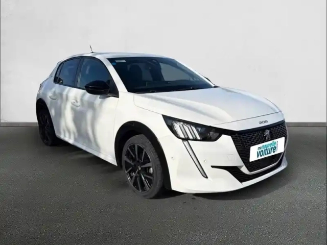 Peugeot 208 puretech 100 s&amp;s eat8 — photo 3