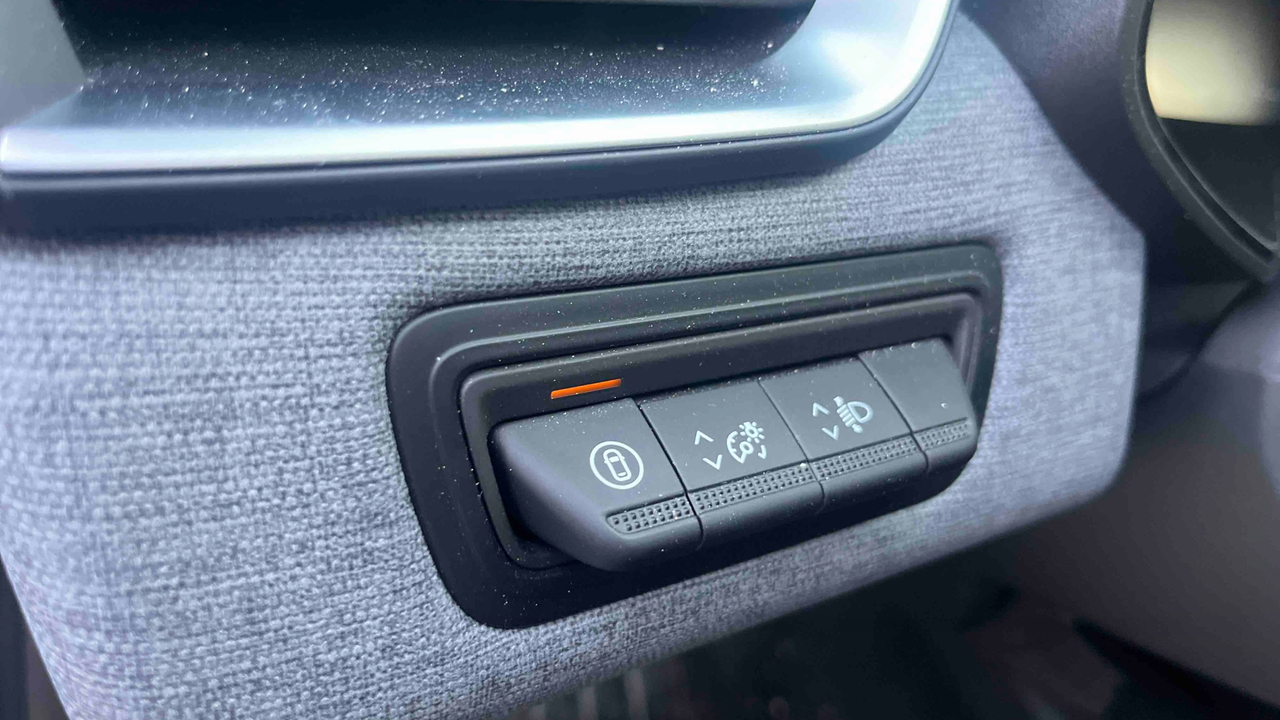 Renault Clio TCe 90 ch GSR2 — photo 18