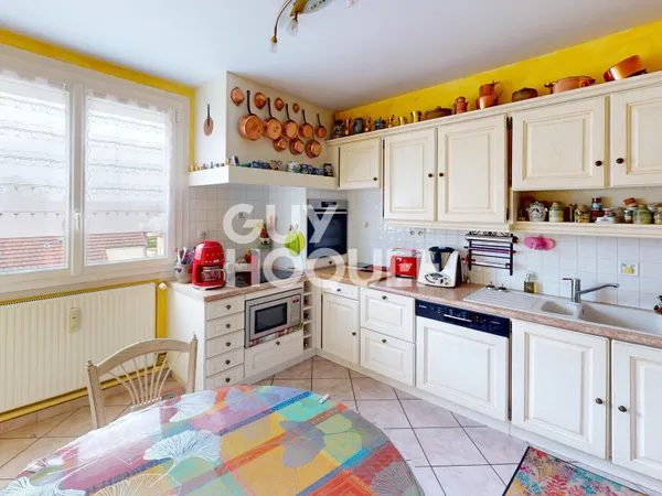 Appartement à vendre de 5 pièces de 94 m²