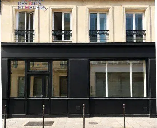 Local commercial 77 m²