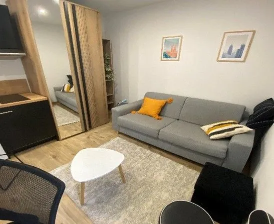 Loue studio Lyon 7 proche Grandes Ecoles