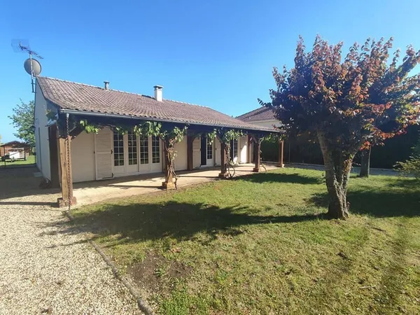 Maison de plain-pied 4 pièces 102 m²