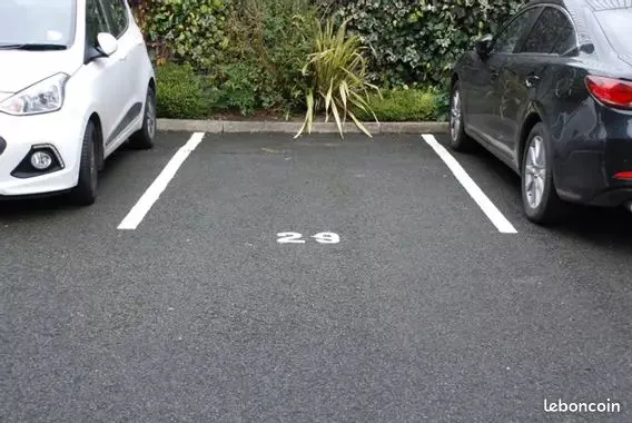 Place de parking à louer - Poitiers centre, bd Anatole France