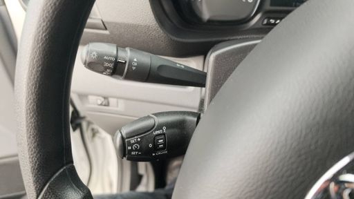 Toyota ProAce Combi Long 1.5 D-4D 120 - Dynamic – 2021 – 114750 km – Diesel – Boîte Manuelle — photo 6