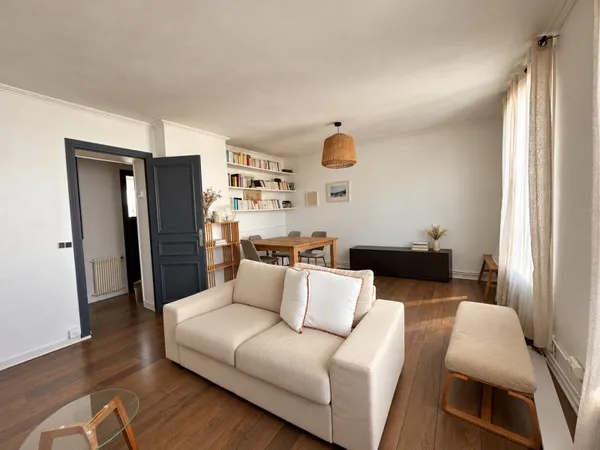 Appartement Paris 2/3 pièces 44 m2