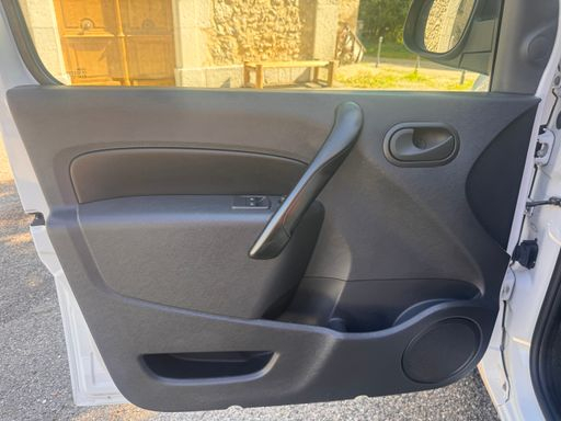 Renault Kangoo Express 1.5 dCi 115 - Grand Confort – 2021 – 47565 km – Diesel – Boîte Manuelle — photo 49