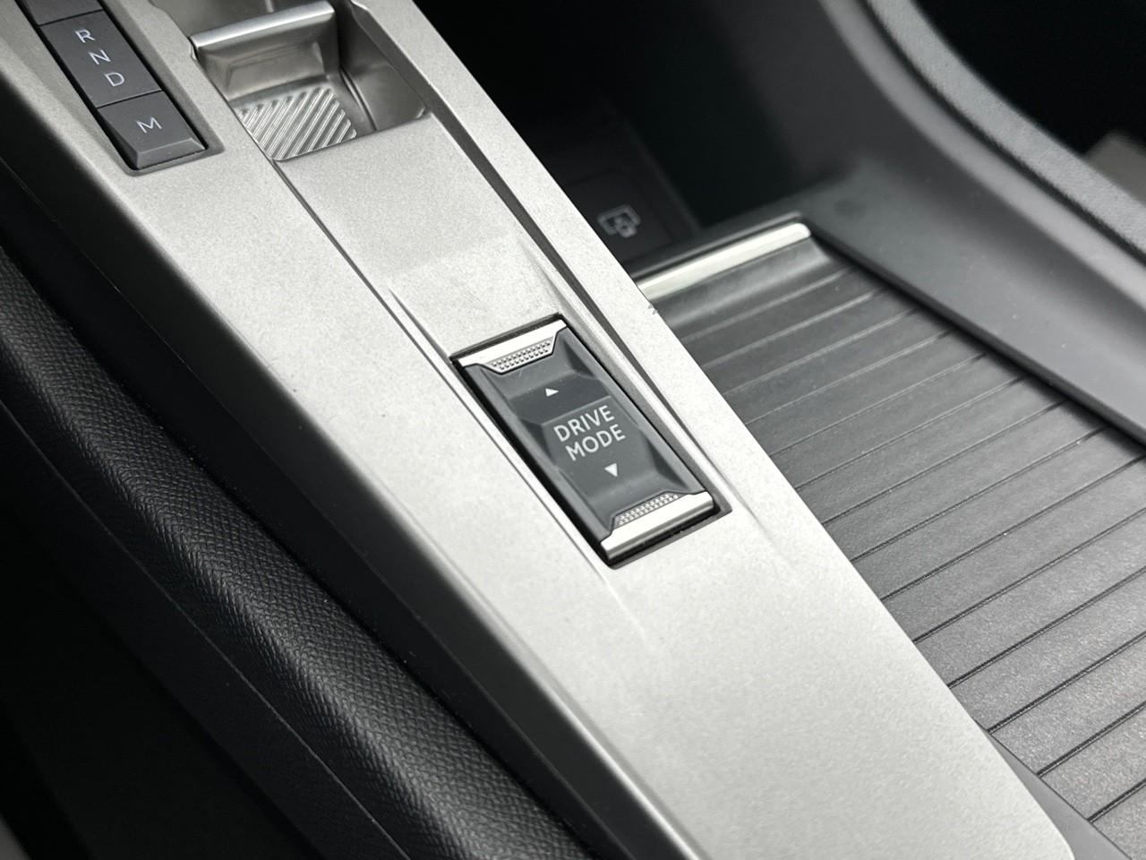 Peugeot 308 hybrid 145 e-dcs6 allure — photo 30