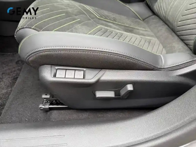 Peugeot 208 electrique 54 kwh 156ch — photo 13