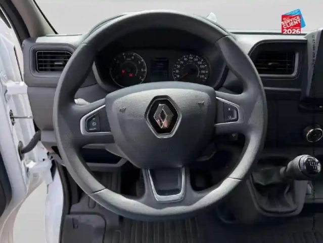 Renault Master fg f3300 l2h2 2.3 blue dci 135ch confort euro6 — photo 12