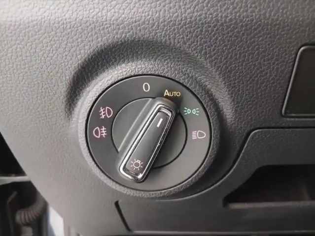 Seat Arona 1.0 ecotsi 95 ch start/stop bvm5 xcellence — photo 27