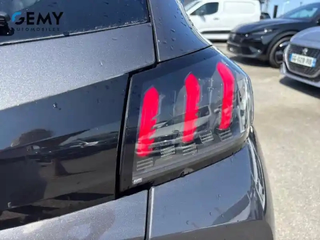 Peugeot 208 puretech 100 s&amp;s bvm6 — photo 24