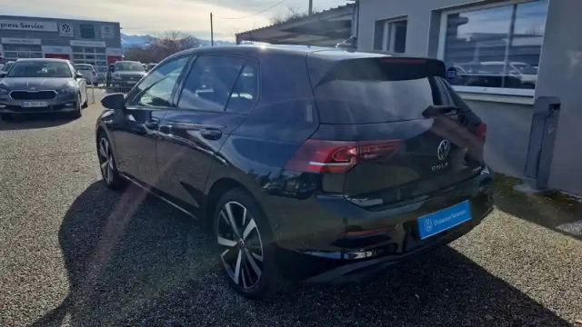 Volkswagen Golf 1.5 ehybrid 204 dsg6 — photo 3