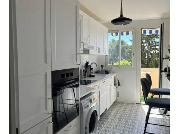 Appartement T4 refait à neuf