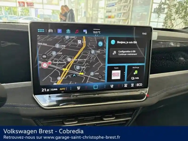 Volkswagen Passat sw 1.5 ehybrid 272ch r-line dsg6 — photo 8