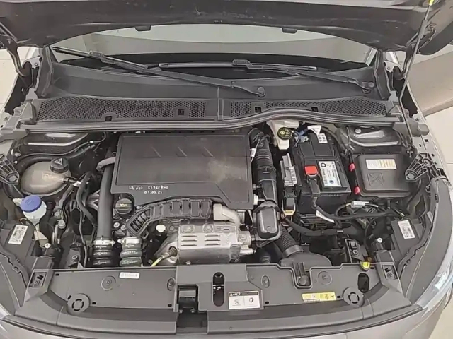 Peugeot 208 puretech 100 s&amp;s bvm6 — photo 27