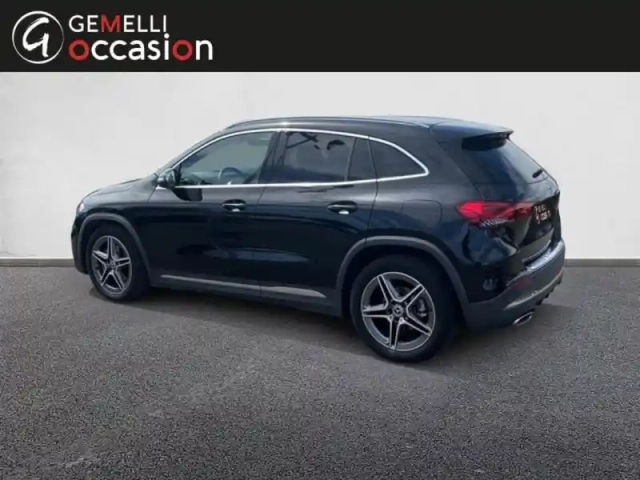 Mercedes Gla 200 d 150ch amg line 8g-dct — photo 12