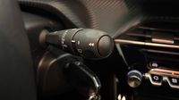 Peugeot 2008 1.2 PureTech 100ch S&S Active — photo 24