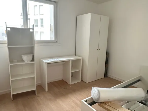 Loue chambre en colocation dans appartement