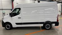 Renault Master F3300 L2H2 2.3 Blue dCi 135ch Confort Euro6 — photo 8