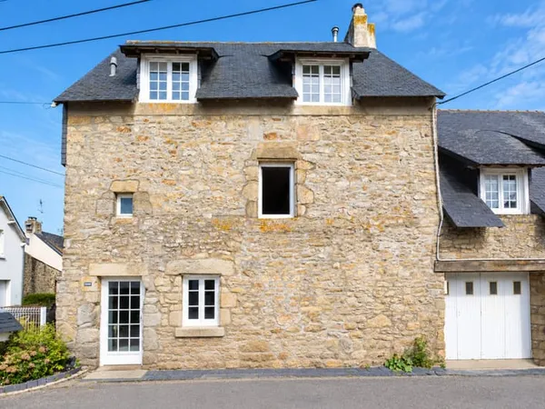BATZ-SUR-MER MAISON 159 m² 7 PIÈCES JARDIN 515 m²