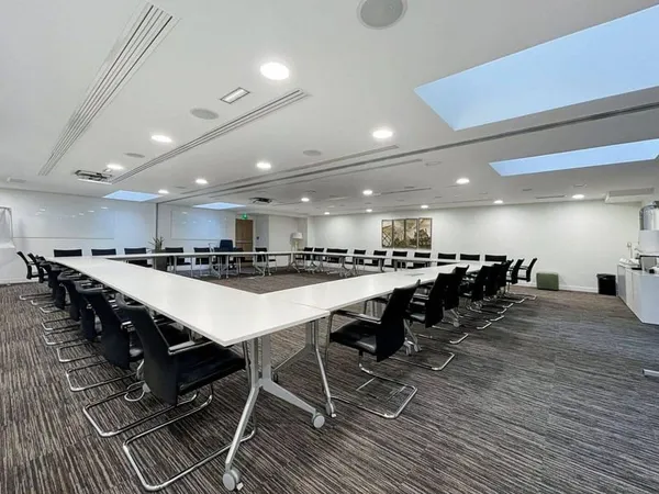 Bureau 45 m²
