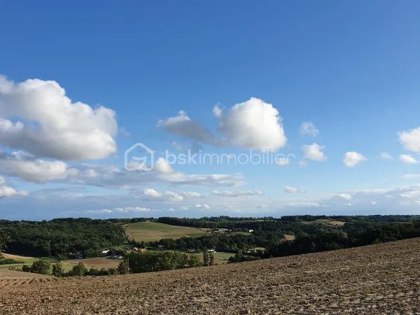 Terrain 1450 m²