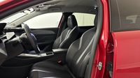 Peugeot 308 1.5 BlueHDi 130ch S&S Allure Pack EAT8 — photo 12