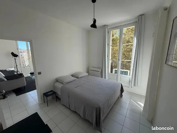 Appartement Marseille 1er (Belsunce) avec balcon