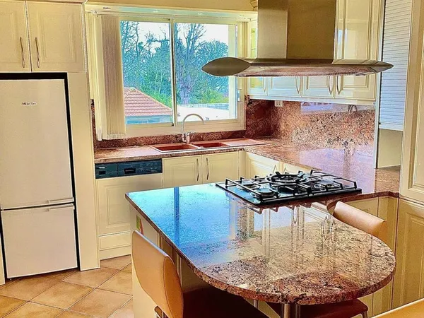 Appartement 5 pièces 164 m²